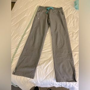 Fig scrub bottom kade cargo pants graphite color